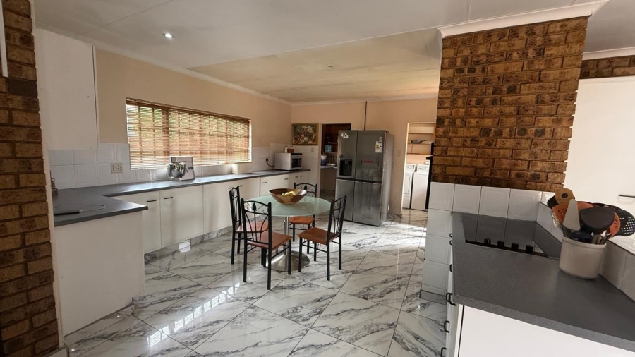 4 Bedroom Property for Sale in Aerorand Mpumalanga