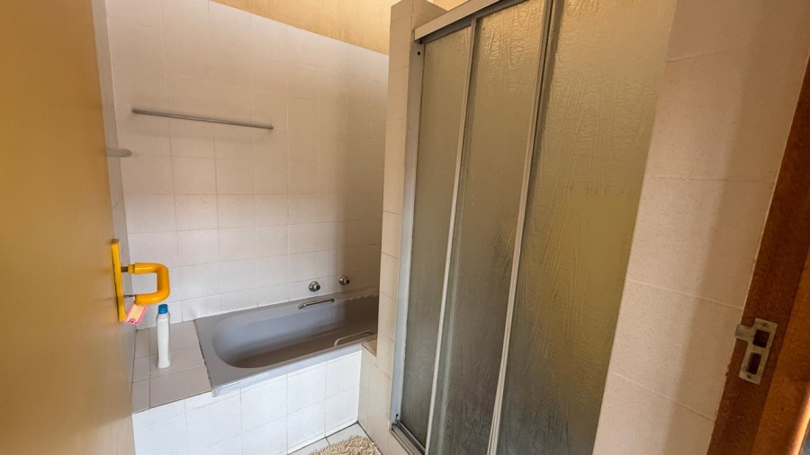 4 Bedroom Property for Sale in Aerorand Mpumalanga