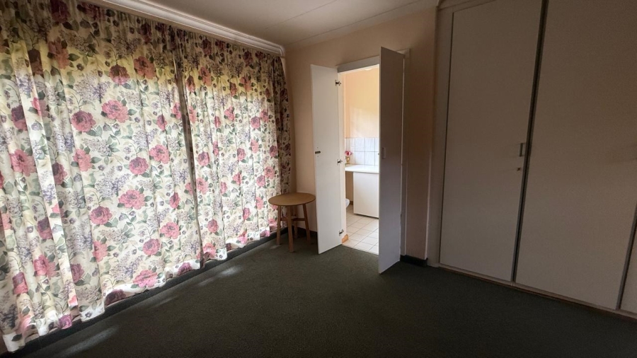4 Bedroom Property for Sale in Aerorand Mpumalanga