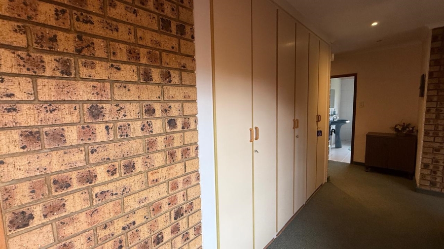 4 Bedroom Property for Sale in Aerorand Mpumalanga