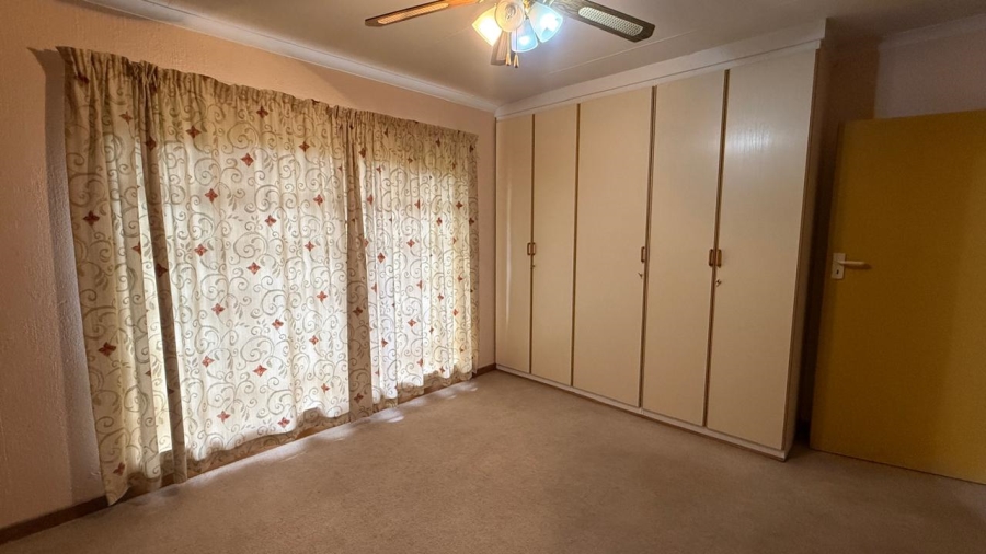 4 Bedroom Property for Sale in Aerorand Mpumalanga