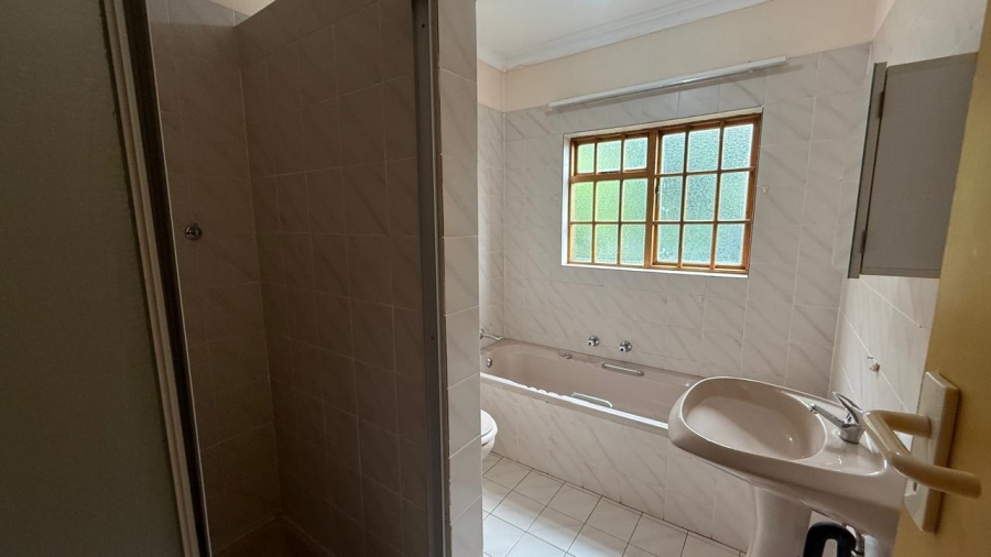4 Bedroom Property for Sale in Aerorand Mpumalanga