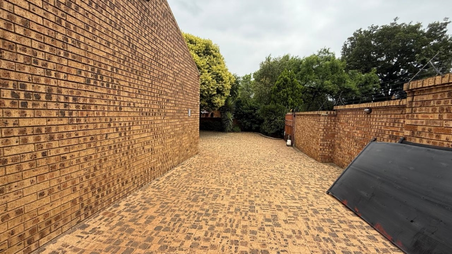 4 Bedroom Property for Sale in Aerorand Mpumalanga