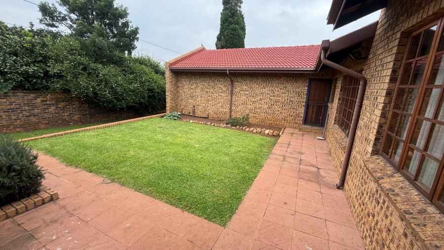 4 Bedroom Property for Sale in Aerorand Mpumalanga