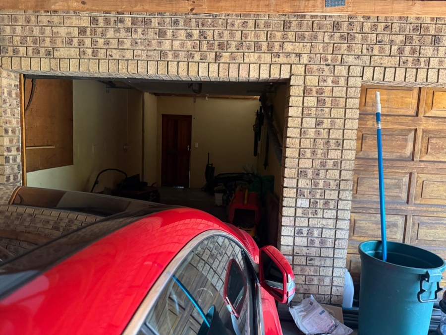 4 Bedroom Property for Sale in Aerorand Mpumalanga