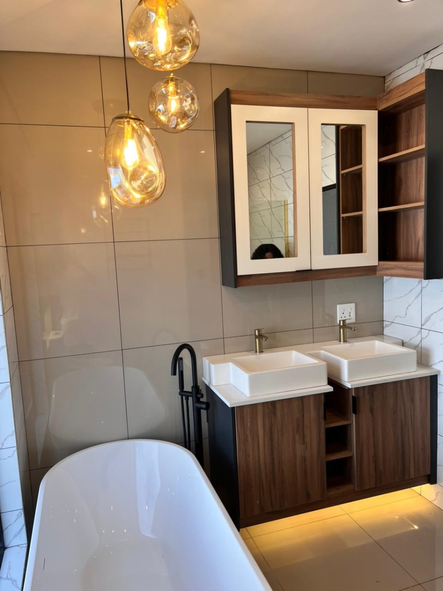 4 Bedroom Property for Sale in Aerorand Mpumalanga