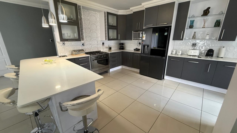 4 Bedroom Property for Sale in Aerorand Mpumalanga