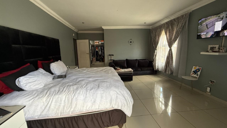 4 Bedroom Property for Sale in Aerorand Mpumalanga