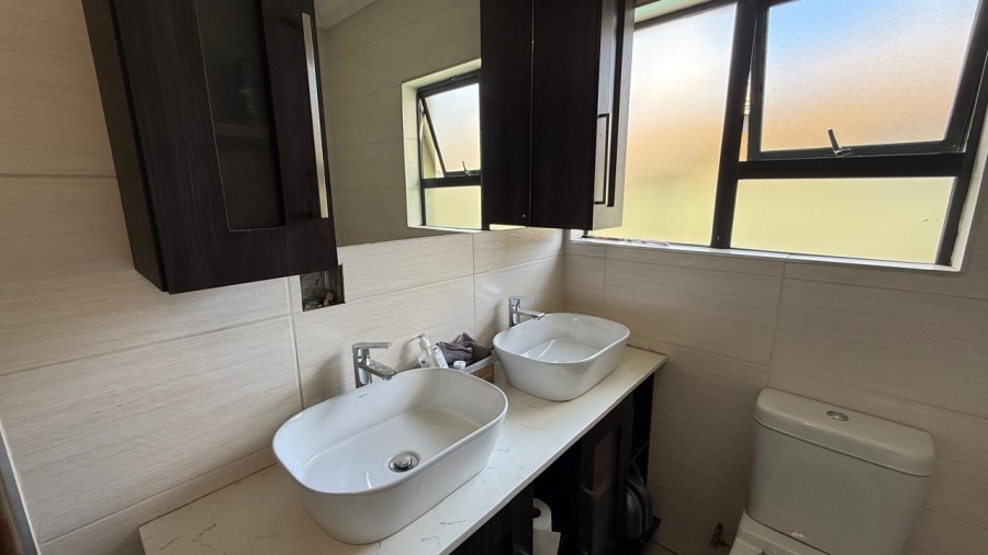4 Bedroom Property for Sale in Aerorand Mpumalanga
