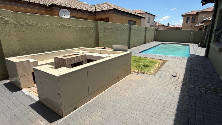 4 Bedroom Property for Sale in Aerorand Mpumalanga
