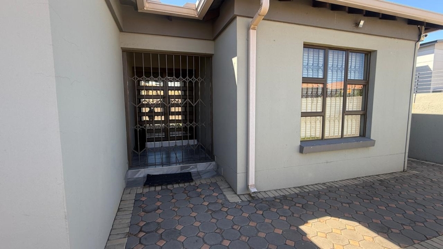 3 Bedroom Property for Sale in Aerorand Mpumalanga