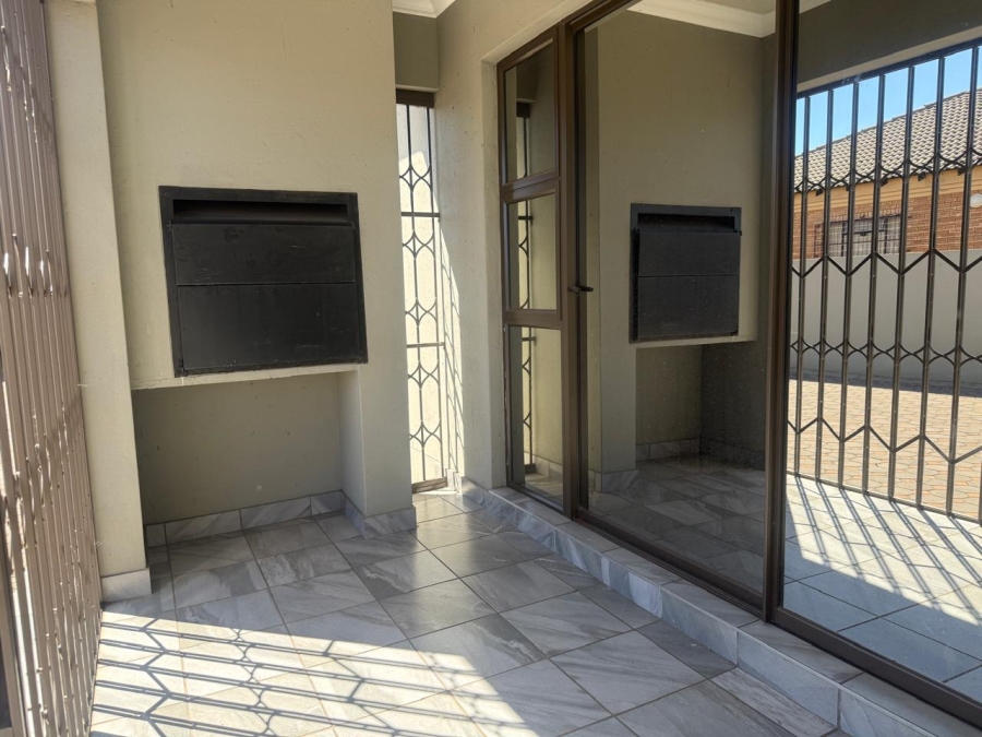 3 Bedroom Property for Sale in Aerorand Mpumalanga