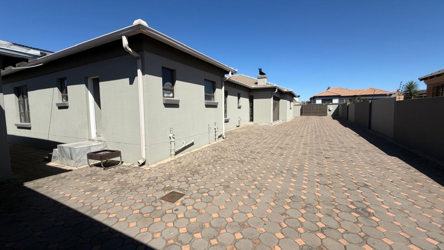 3 Bedroom Property for Sale in Aerorand Mpumalanga