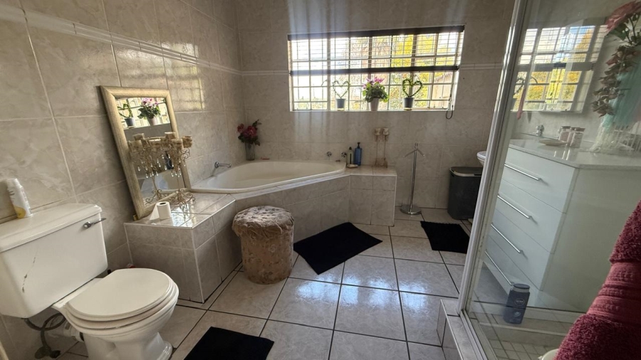 4 Bedroom Property for Sale in Aerorand Mpumalanga