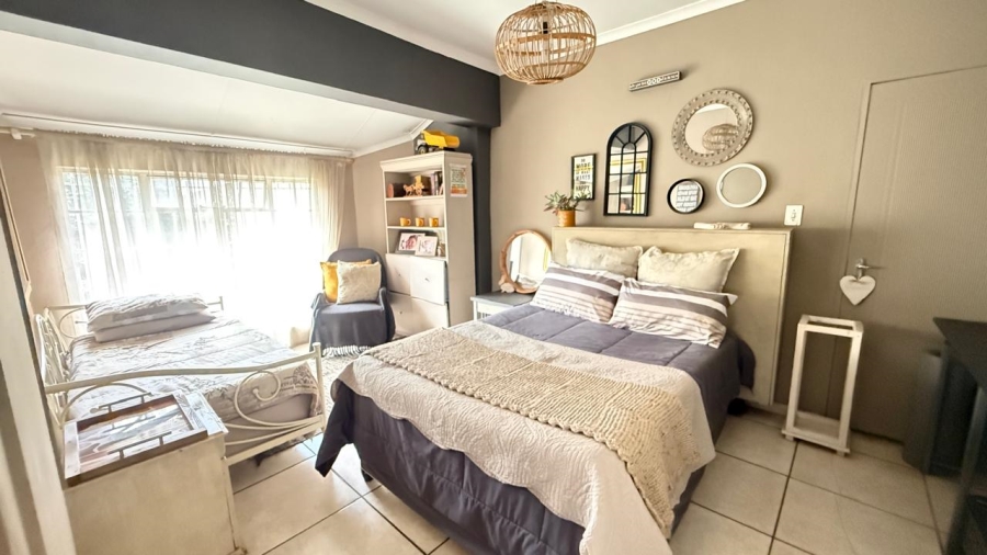 4 Bedroom Property for Sale in Aerorand Mpumalanga