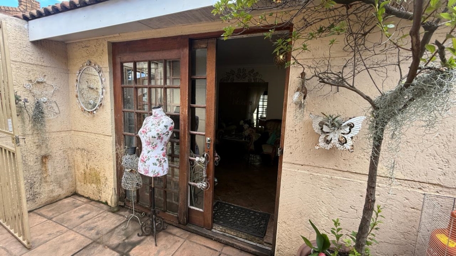 4 Bedroom Property for Sale in Aerorand Mpumalanga