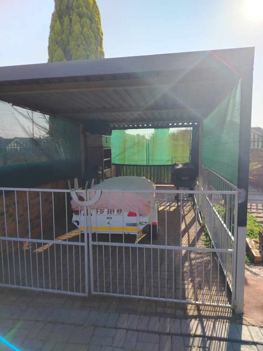 2 Bedroom Property for Sale in Reyno Ridge Mpumalanga
