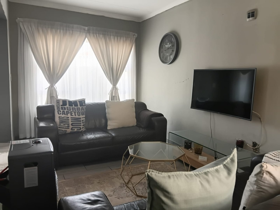 4 Bedroom Property for Sale in Komdraai Mpumalanga
