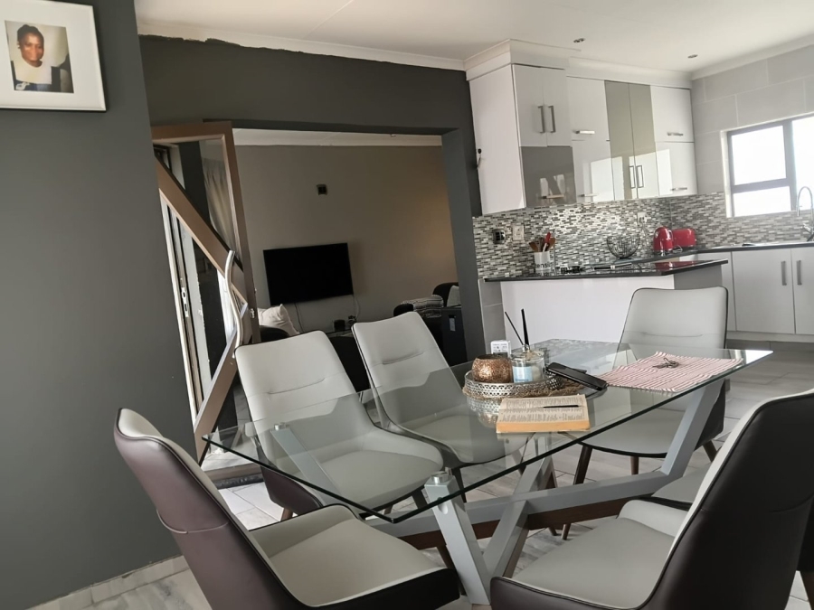 4 Bedroom Property for Sale in Komdraai Mpumalanga