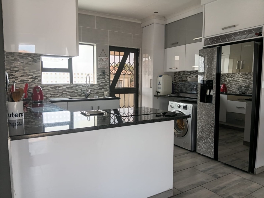 4 Bedroom Property for Sale in Komdraai Mpumalanga