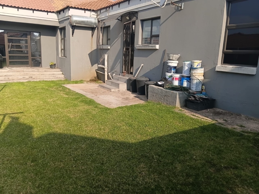 4 Bedroom Property for Sale in Komdraai Mpumalanga