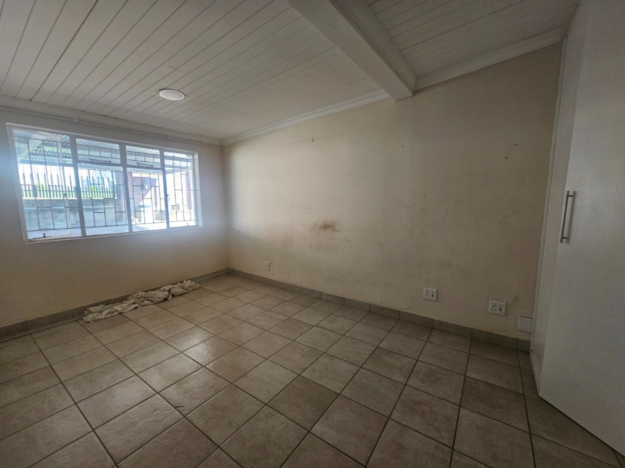 1 Bedroom Property for Sale in White River Ext 1 Mpumalanga