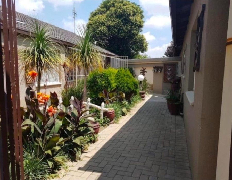 7 Bedroom Property for Sale in Secunda Mpumalanga