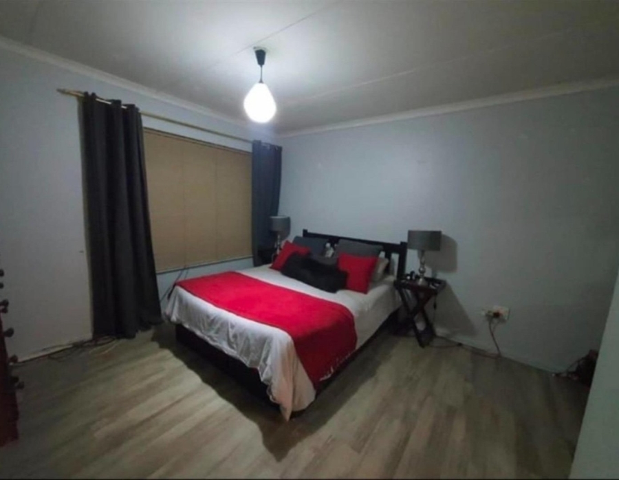 7 Bedroom Property for Sale in Secunda Mpumalanga
