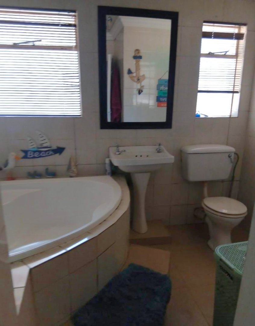 7 Bedroom Property for Sale in Secunda Mpumalanga