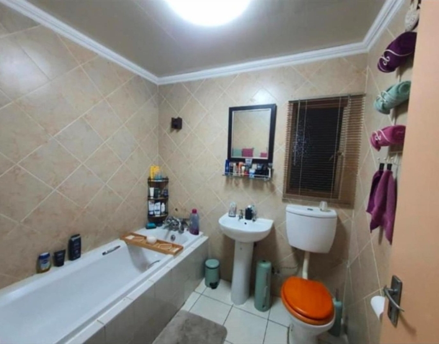 7 Bedroom Property for Sale in Secunda Mpumalanga