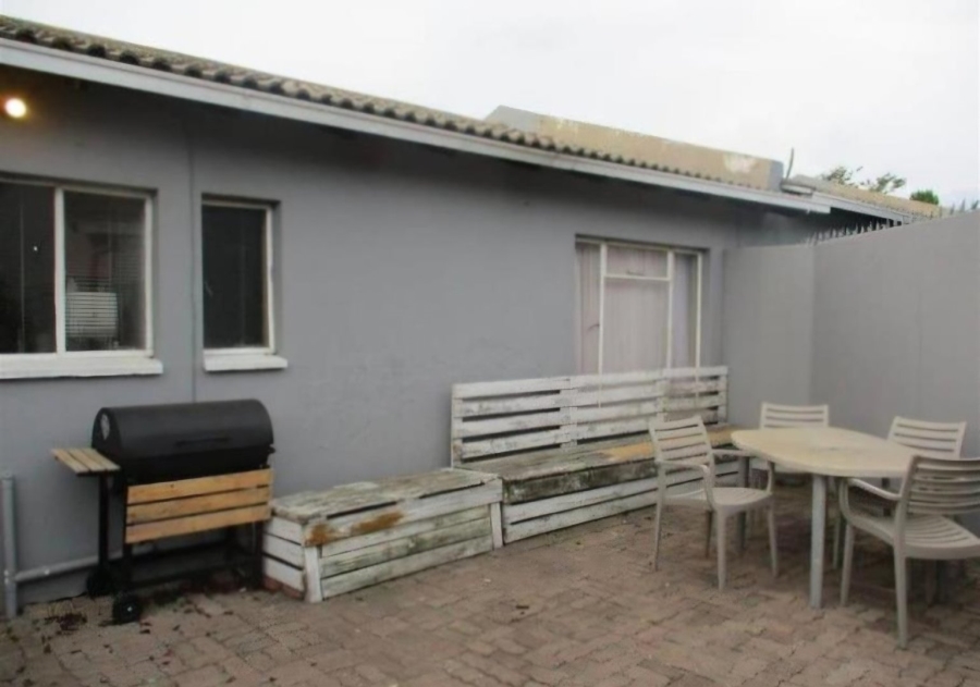 7 Bedroom Property for Sale in Secunda Mpumalanga