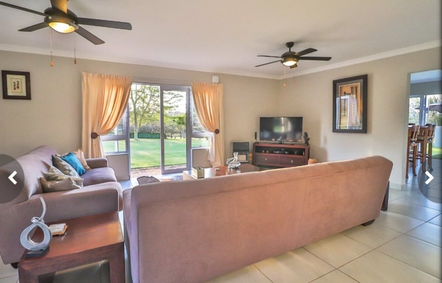 To Let  Bedroom Property for Rent in White River Estates Mpumalanga