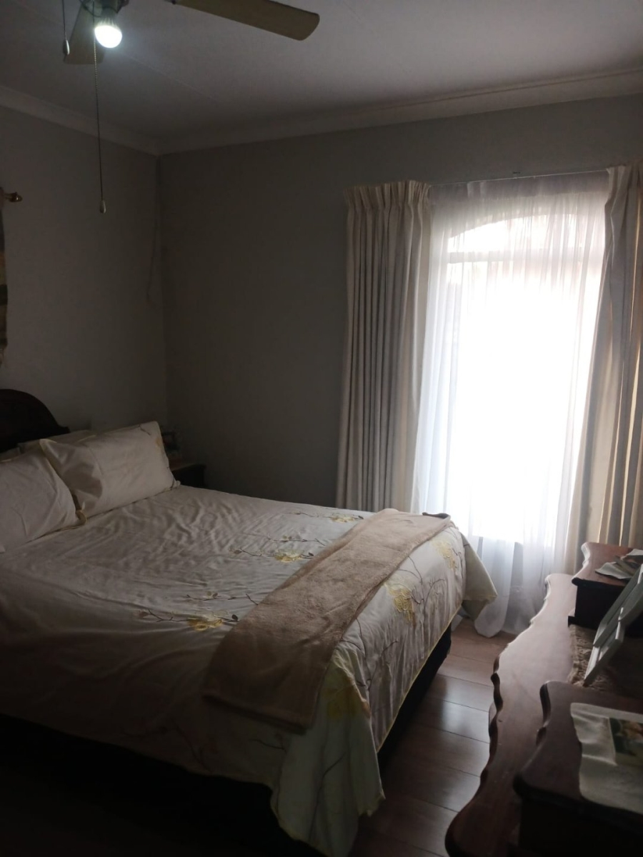 4 Bedroom Property for Sale in Sunset Park Mpumalanga