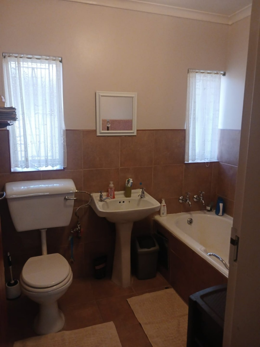 4 Bedroom Property for Sale in Sunset Park Mpumalanga