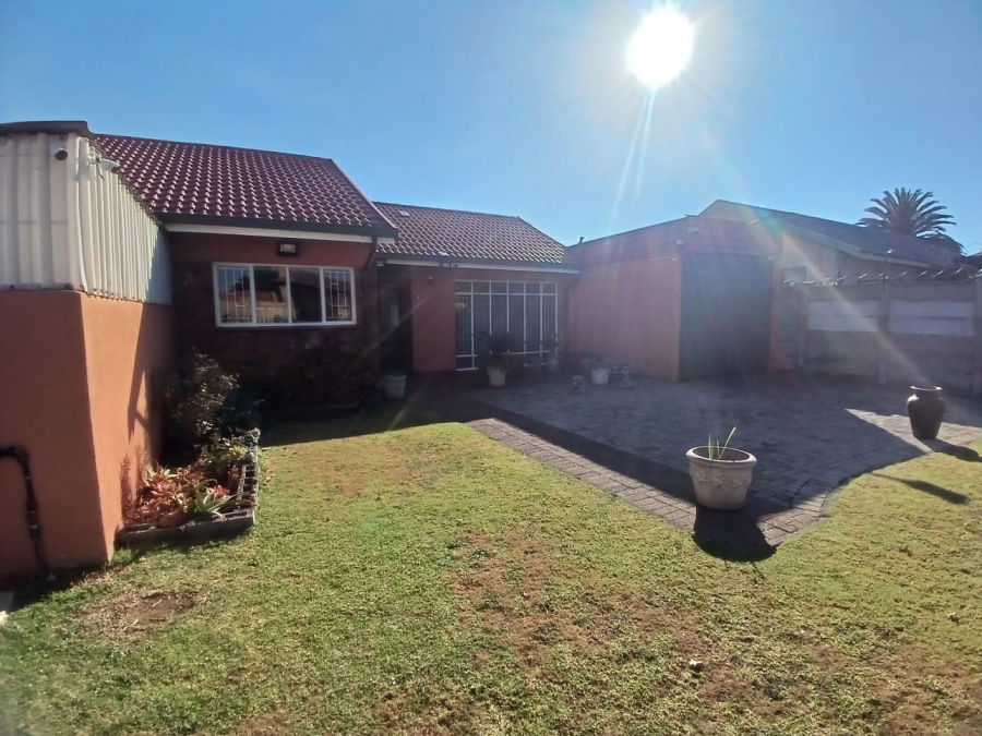 3 Bedroom Property for Sale in Secunda Mpumalanga
