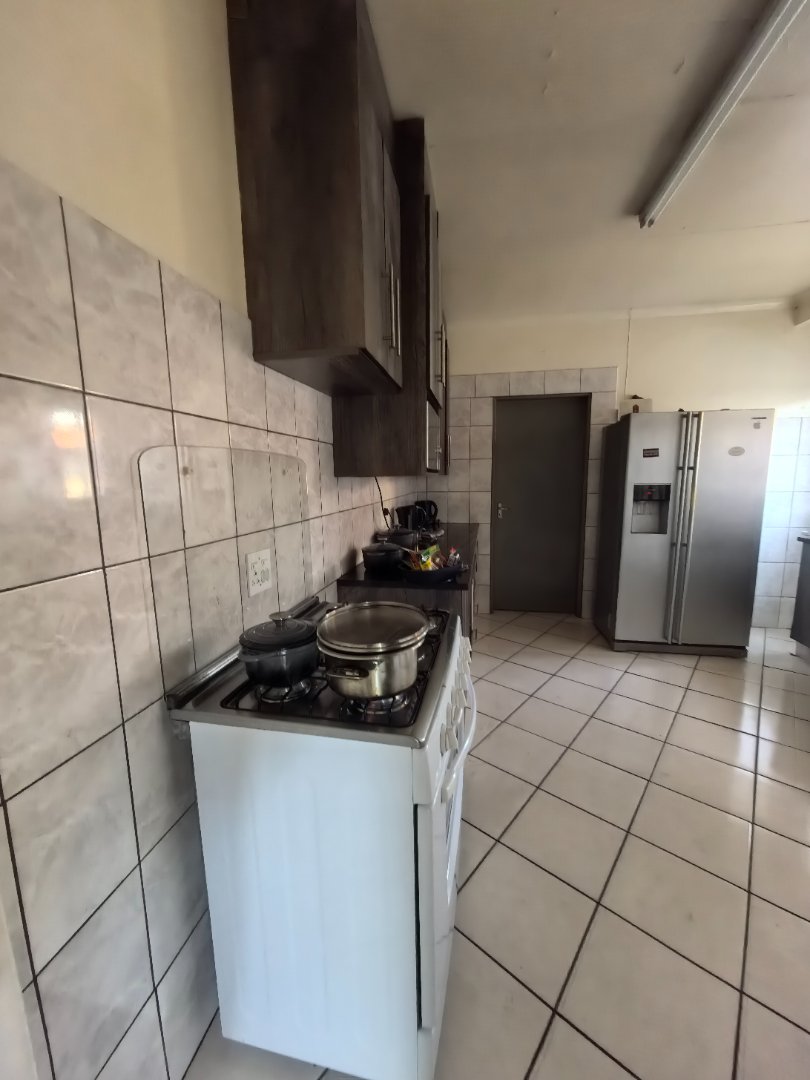 8 Bedroom Property for Sale in Reyno Ridge Mpumalanga