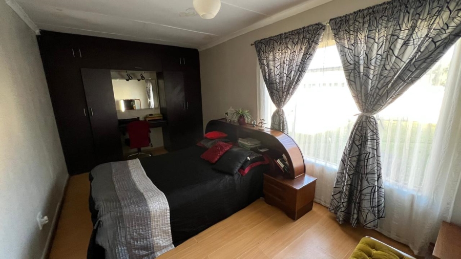 4 Bedroom Property for Sale in Cosmosrand Mpumalanga
