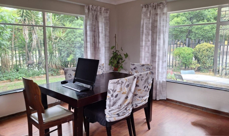 5 Bedroom Property for Sale in Cosmosrand Mpumalanga