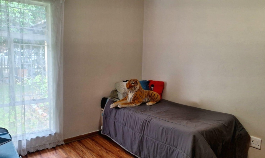 5 Bedroom Property for Sale in Cosmosrand Mpumalanga