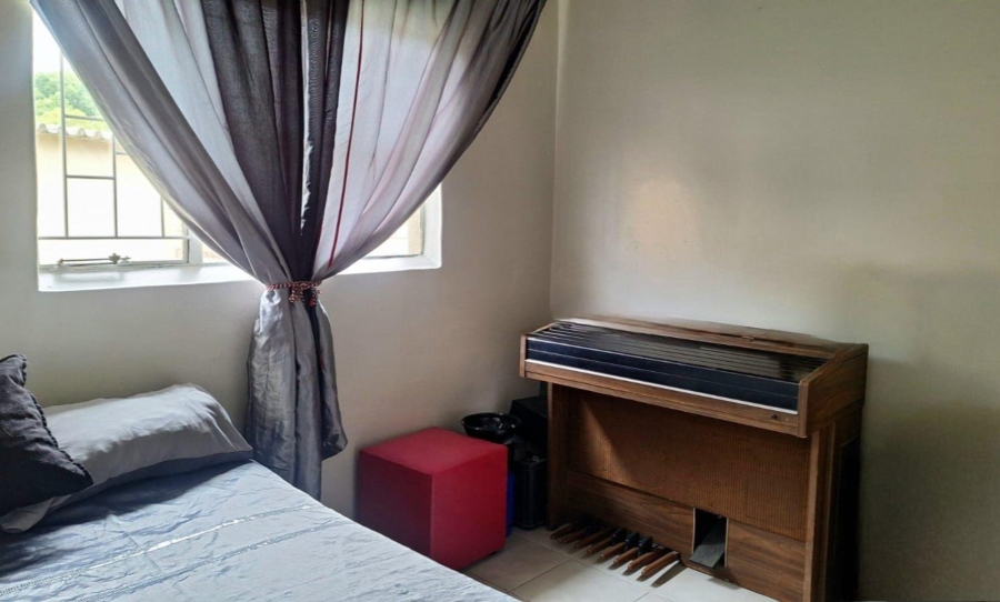5 Bedroom Property for Sale in Cosmosrand Mpumalanga