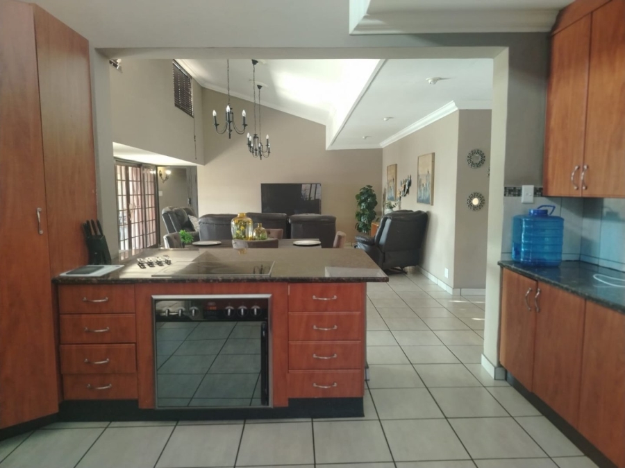 4 Bedroom Property for Sale in Die Heuwel Mpumalanga