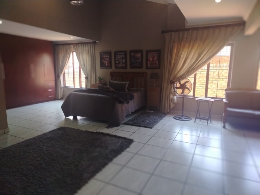 4 Bedroom Property for Sale in Die Heuwel Mpumalanga