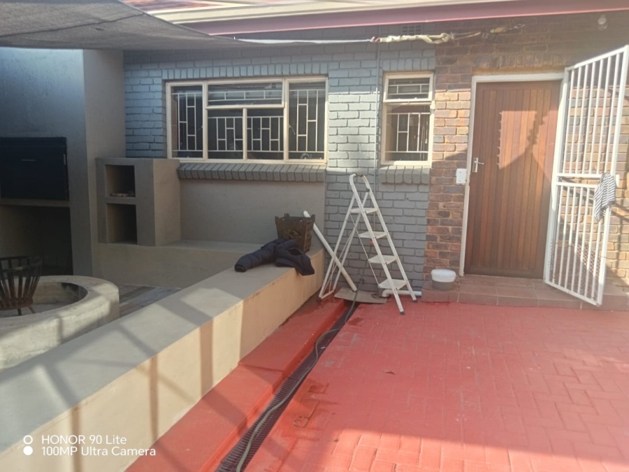 5 Bedroom Property for Sale in Die Heuwel Mpumalanga