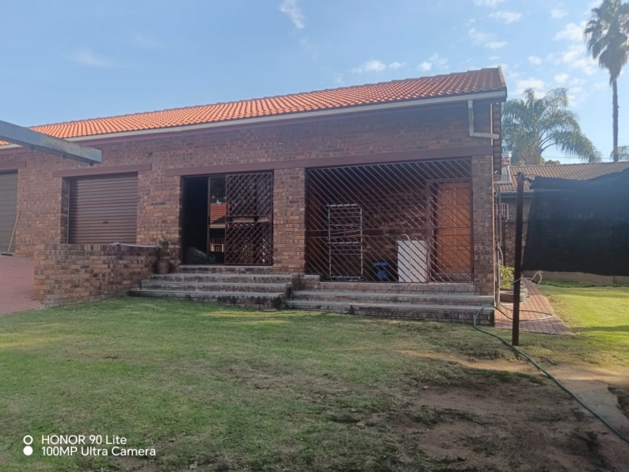 5 Bedroom Property for Sale in Die Heuwel Mpumalanga