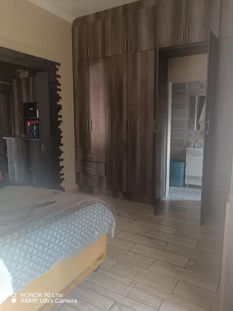 5 Bedroom Property for Sale in Die Heuwel Mpumalanga