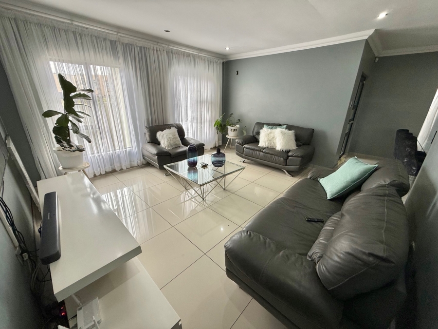 To Let 4 Bedroom Property for Rent in Aerorand Mpumalanga