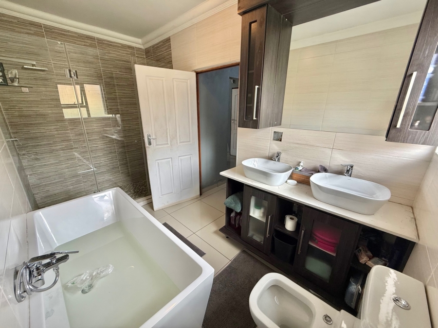To Let 4 Bedroom Property for Rent in Aerorand Mpumalanga