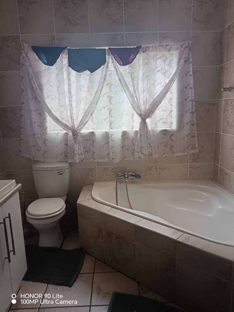 4 Bedroom Property for Sale in Ben Fleur Mpumalanga