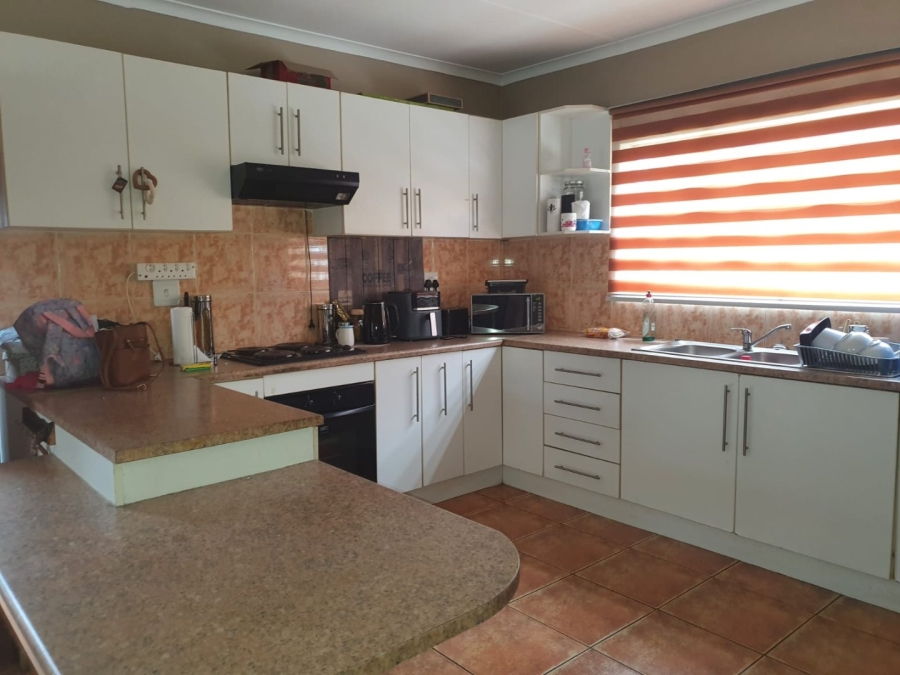 4 Bedroom Property for Sale in Ben Fleur Mpumalanga
