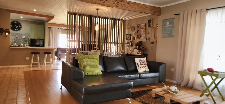 4 Bedroom Property for Sale in Kruinpark Mpumalanga